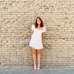 Meet your Posher, Joya